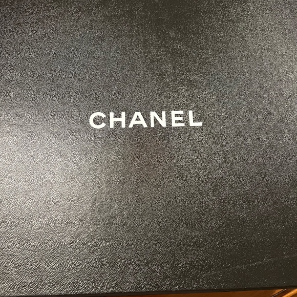 CHANEL Leather Platform Boots 2022 - Size 37 (New in Box, Never Worn) - Picture 2 of 3